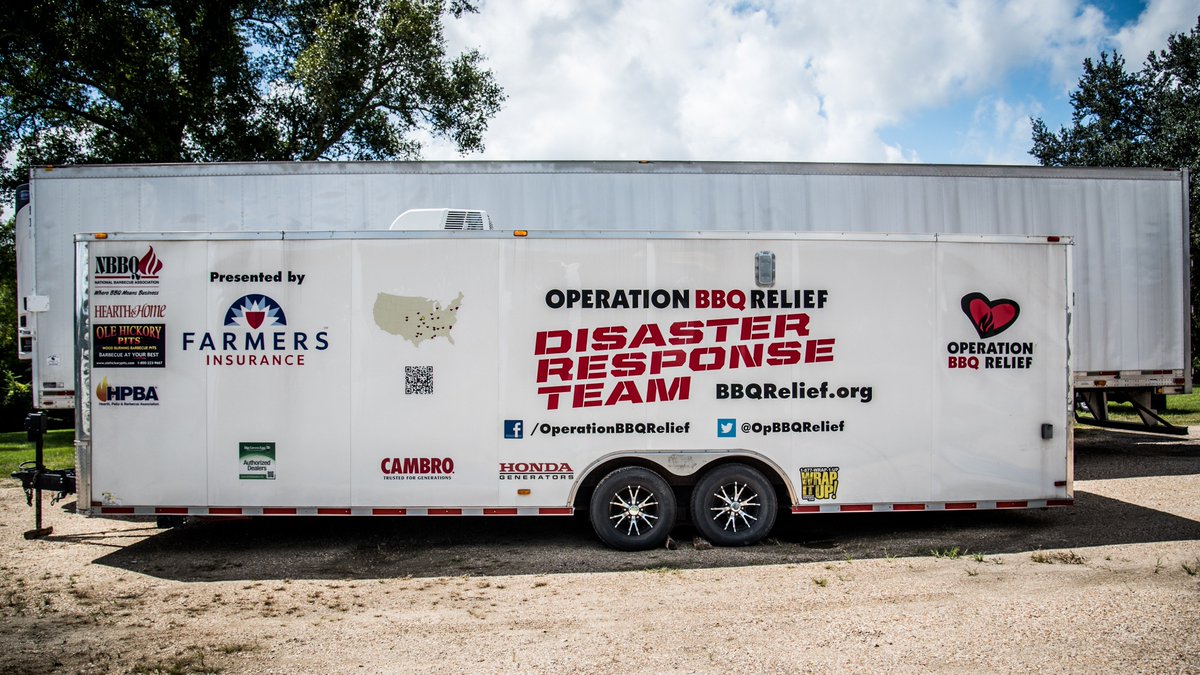 OpBBQRelief's tweet photo. #LAflood day 1: Servicing shelters in Hammond &amp; Baton Rouge. 9,900 meals 2day; 10-12k tmrrw. Txt DONATEOBR to 41444. https://t.co/ct6zdLzc87