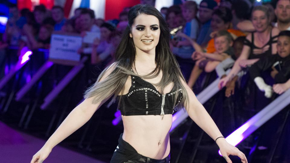 Resultado de imagem para Paige WWE 2016