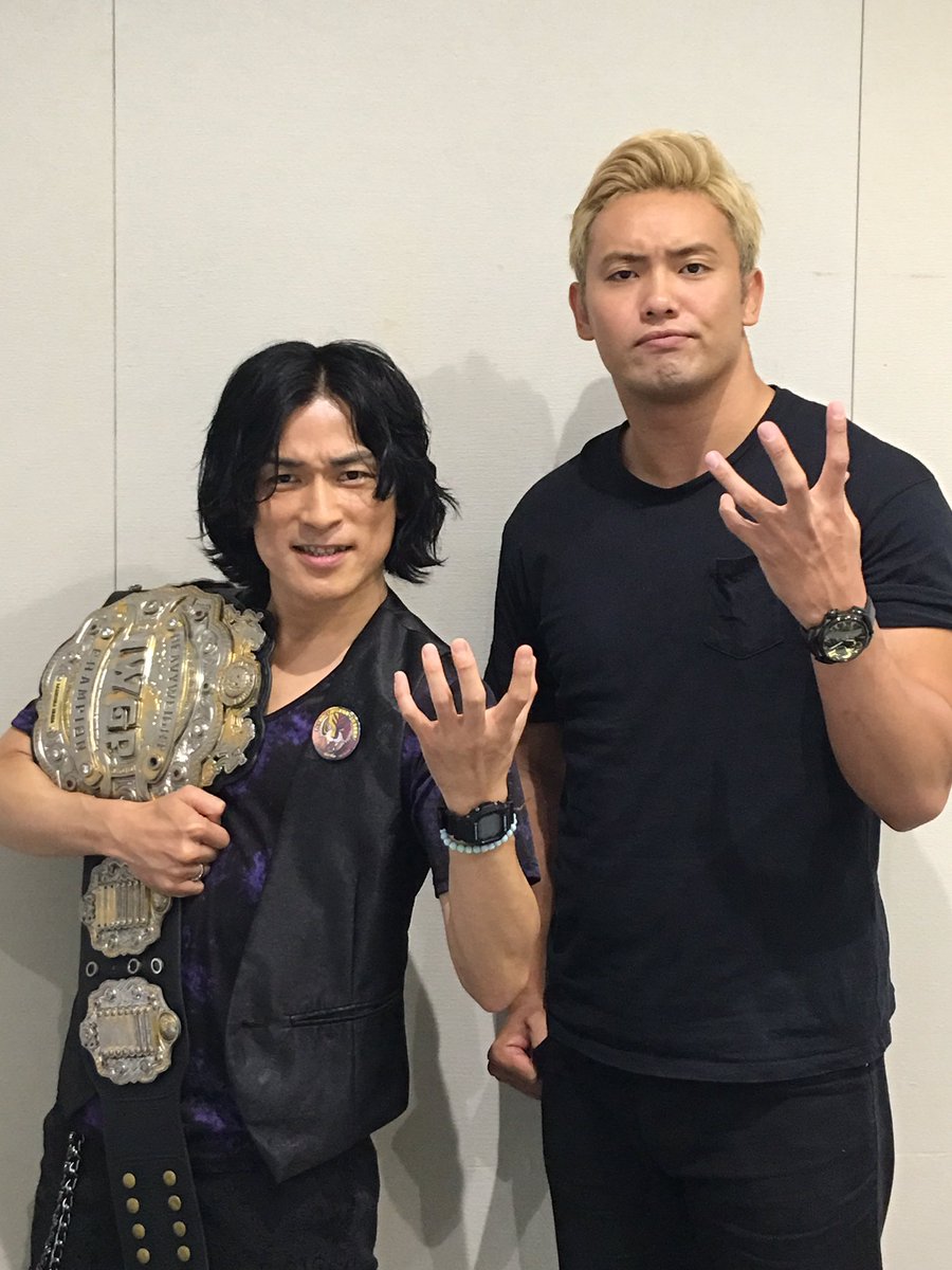 森田成一 そんなオカダカズチカ選手 Iwgpヘビーのチャンピオンベルトを持ってきてくださいました 実物 嗚呼 感動 権威あるこのベルトを直接拝見するだけでも物凄いことなのに まさかこんなことも心良くさせて頂いて もう感涙です 森田成一 そんなオカダカズチカ選手 Iwgpヘビーのチャンピオンベルトを持ってきてくださいました 実物 嗚呼 感動 権威あるこのベルトを直接拝見するだけでも物凄いことなのに まさかこんなことも心良くさせて頂いて もう感涙です