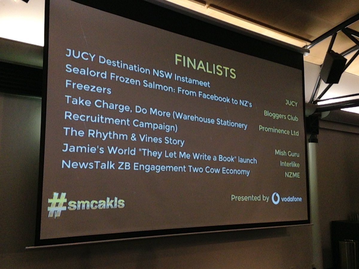 leslietaylornz's tweet photo. We're on the big screen! #retailcareers #smcakls @MattBRecruiter @paijwhinery @findsouth @rebeccaclarkenz https://t.co/9dj7WKadBS