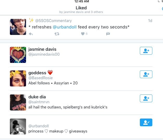 5SOSCommentary's tweet image. I&apos;ve been following @urbandoII for months on 3 different accounts and this is the first time I got noticed holy shit