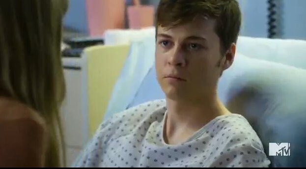 screamupdatesFR's tweet photo. #SPOILER | Noah et Brooke dans l'épisode final https://t.co/yNd1ZdtFWD