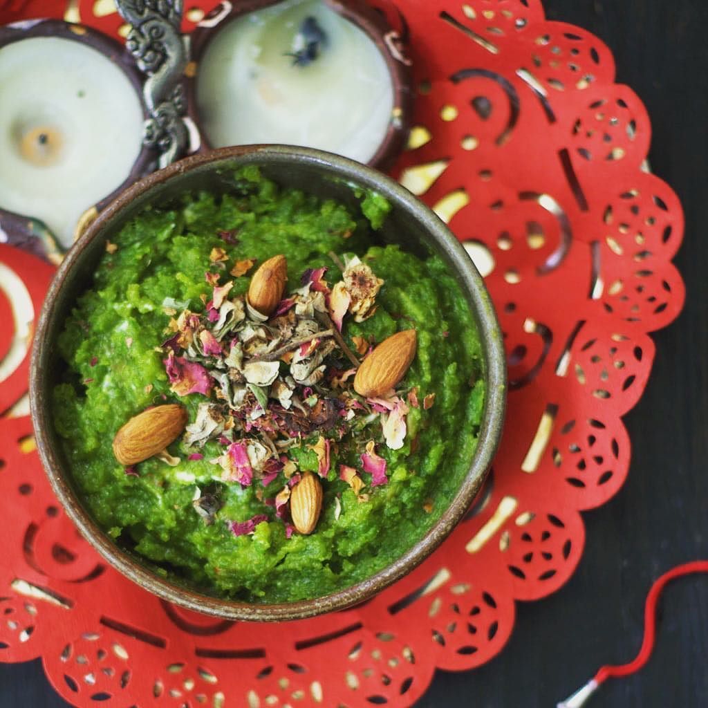 cookpadindia's tweet photo. Try something different for this #rakshabandhan with this yummy mattar ka halwa by @ooonur… https://t.co/mqSI7uFPJZ https://t.co/BHYCl7RUJv