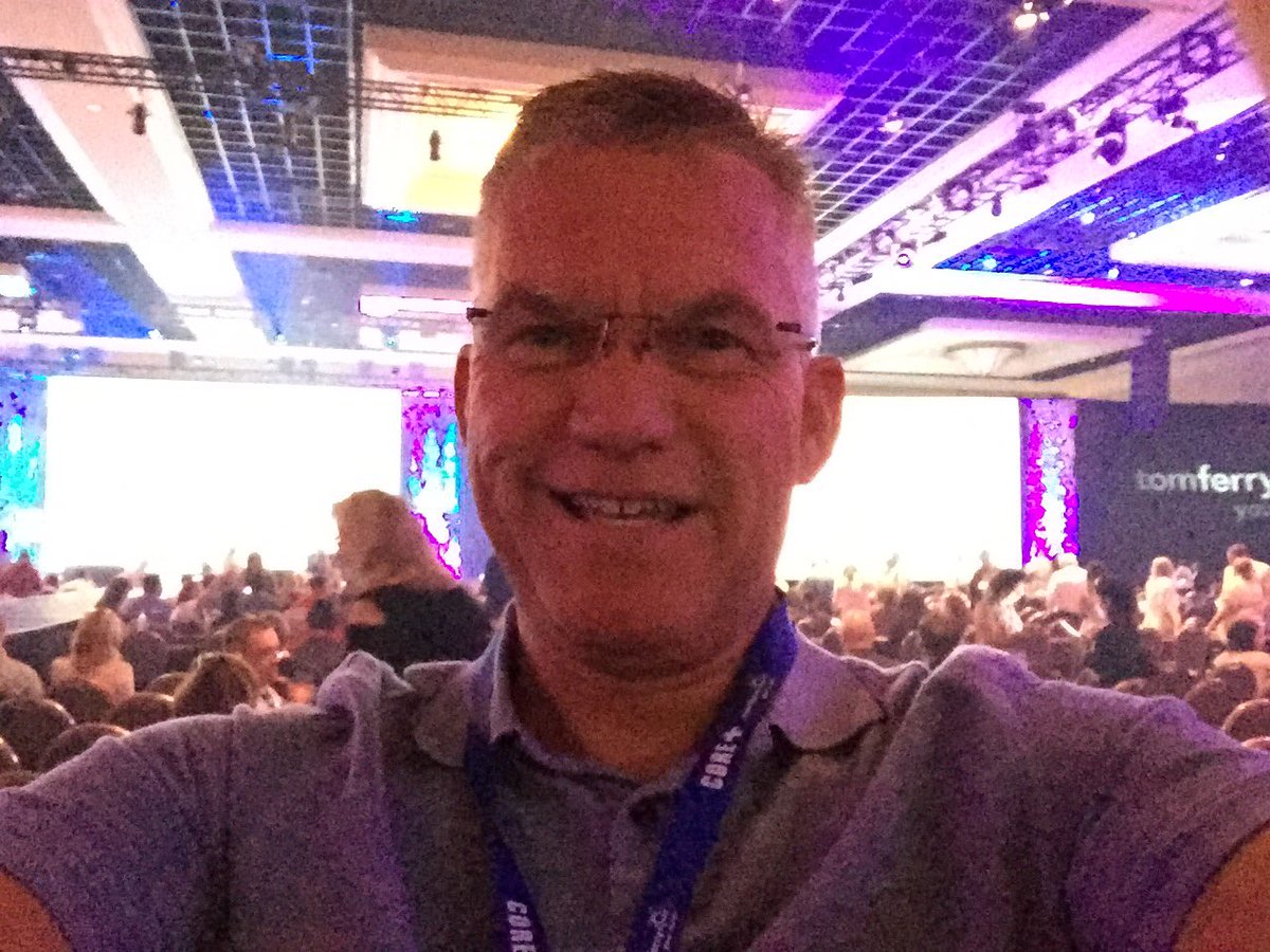 Curtishousehunt's tweet photo. #TomFerrySummit 6000 real real estate agents. This place is huge! Think BIGGER. https://t.co/6YXNASHJNp