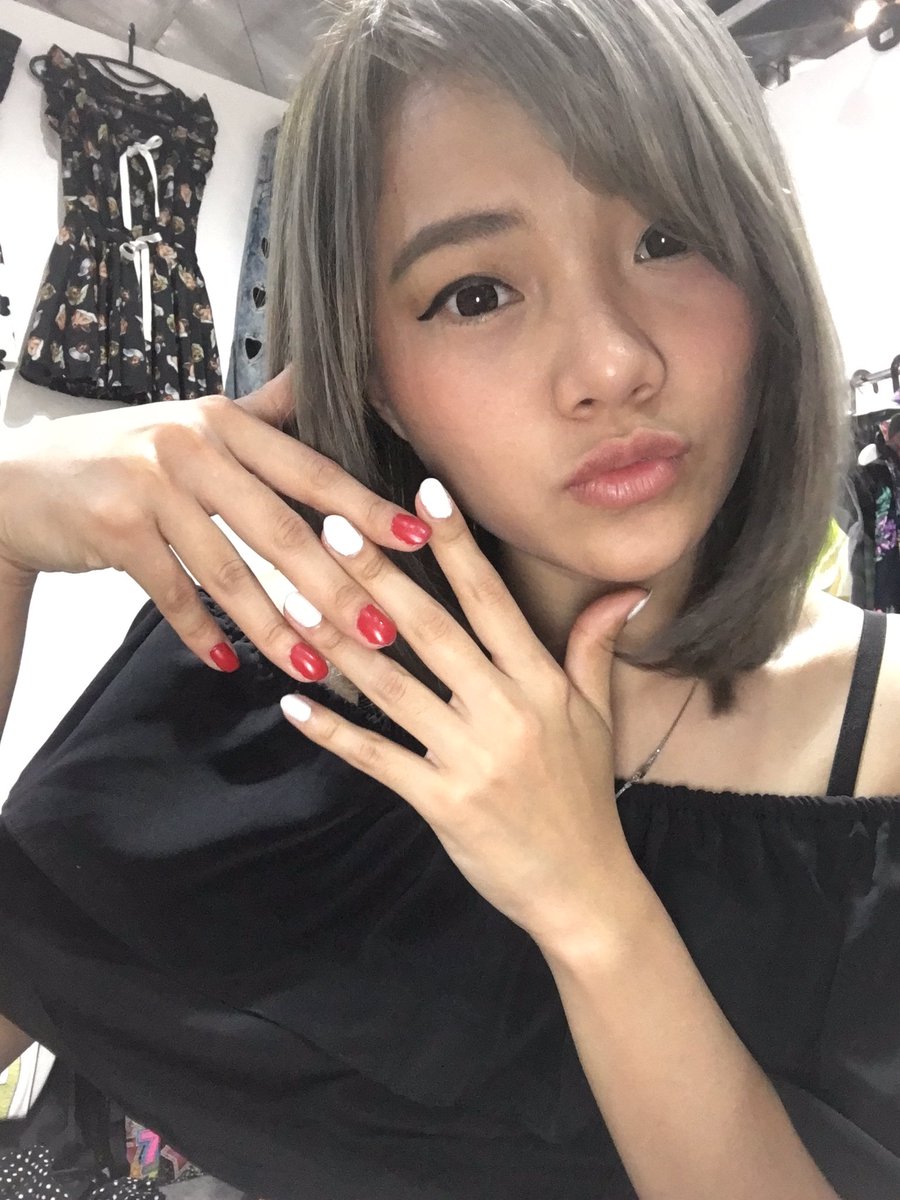 Hari ini kuteknya merah putih #17anbersamaSteffyours