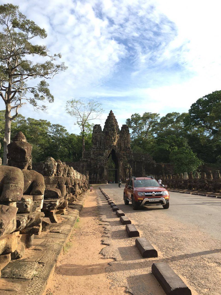 theroadtripper's tweet photo. Check out some of the snapshots from the recently concluded #DUSTERdrive >> https://t.co/a5bLo3mxwQ #Roadtripper https://t.co/hJUbBaitMz