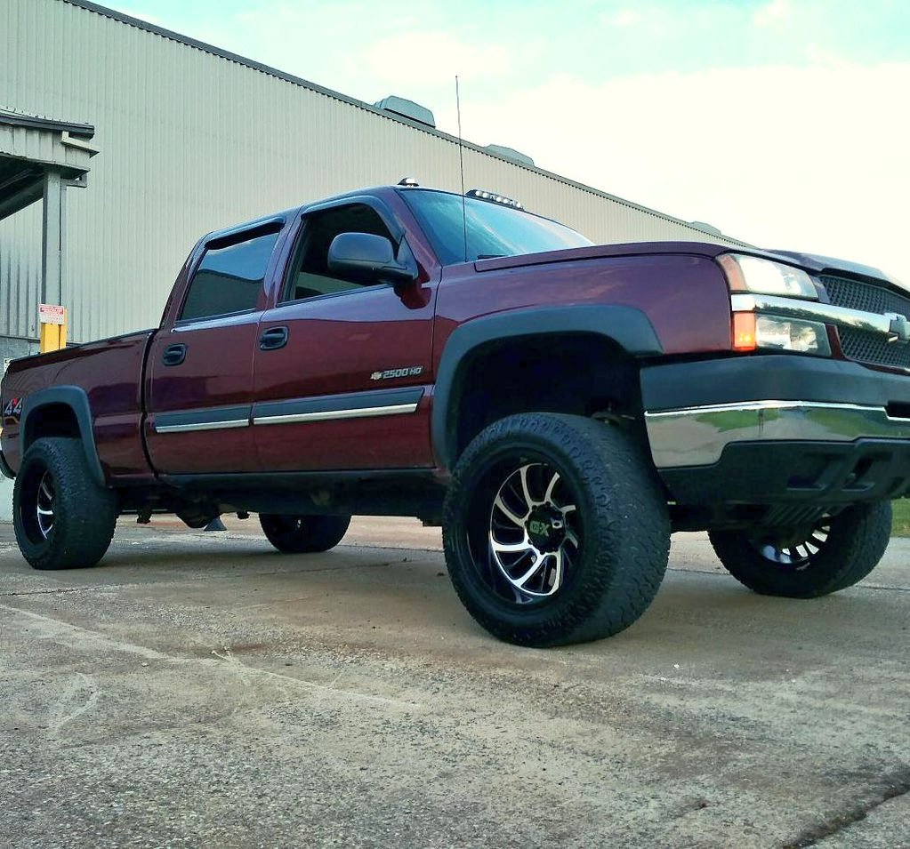 Carolina_Trucks's tweet photo. #Chevy @93Choppin https://t.co/Y7u8tEu0qj