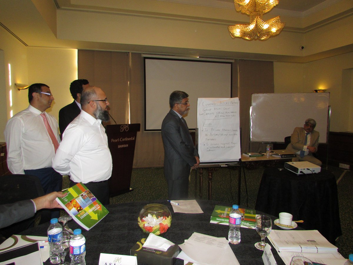 pimkhilhr's tweet photo. Advanced Management Program
@ Pearl Continental Hotel Bhurban https://t.co/3XVupCdpfw