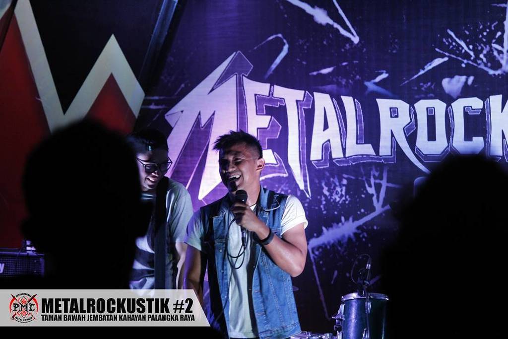 The one and only <a href="/headquarterpunk/">HEADQUARTER</a> di Metalrockustik 2..
.
.
.
Pic by @ghulamnajmudiin 
#me… ift.tt/2bbAJA0