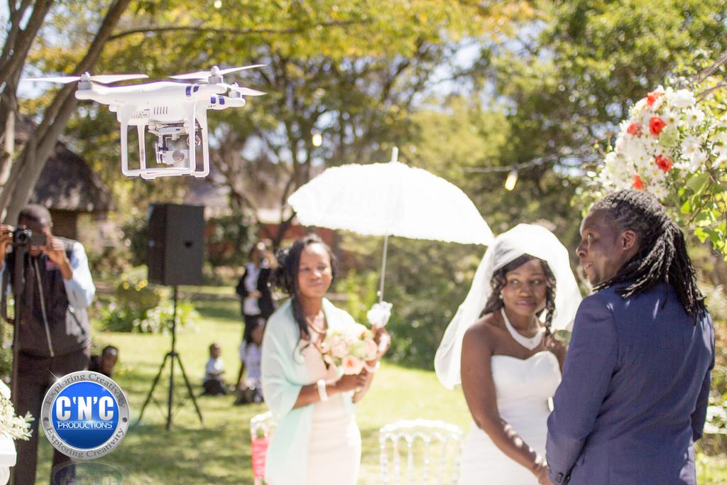 cleo_cnc's tweet photo. #thisdrone
So this drone can deliver the rings to your wedding!!! What are you waiting for,
+263 773 738 688 https://t.co/VbeX6IBuKD