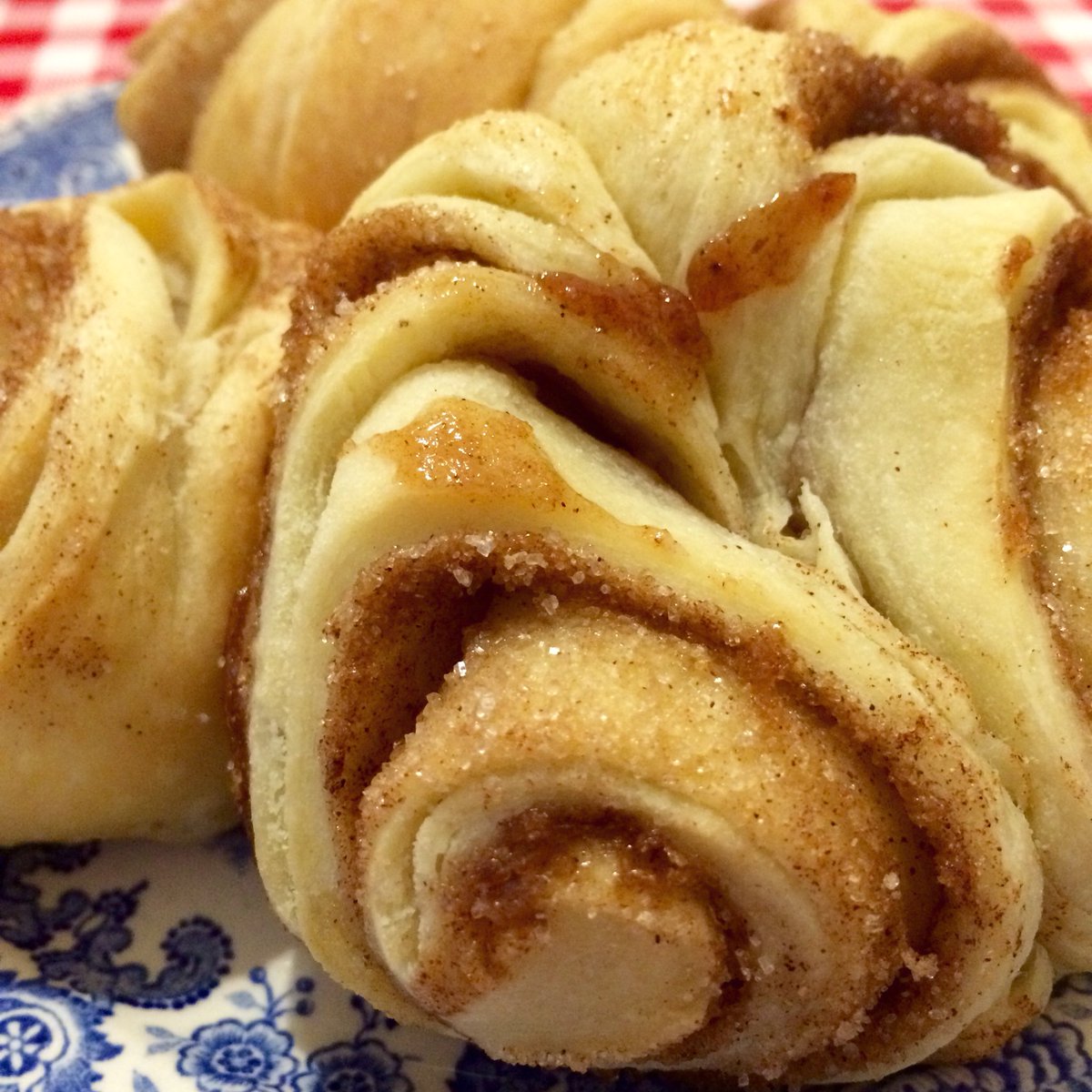 Baked Franzbrötchen this morning. Warm parcels of buttery, cinnamony goodness. #baking #echterhamburger