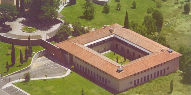 hoyesarte_com's tweet photo. La @unicomplutense abre el Máster en Gestión y Desarrollo del Sector Cultural y Creativo https://t.co/Ntxlsp87xv https://t.co/xp6ZnFBRMx