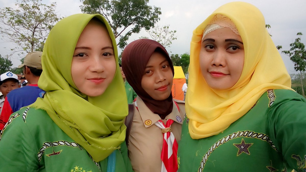 Ketok ndut aq 😁😁