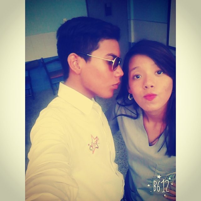 daniels17403260's tweet photo. Uno de esos momentos de locuras junto a ella!!! #amigos #lucuras #uni #besos https://t.co/5Gvxk7JVIY