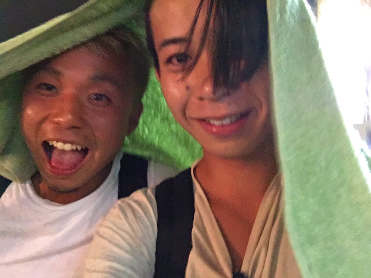 mk0116_'s tweet photo. 夏の2人旅🏖 https://t.co/QuvvD6UIGf