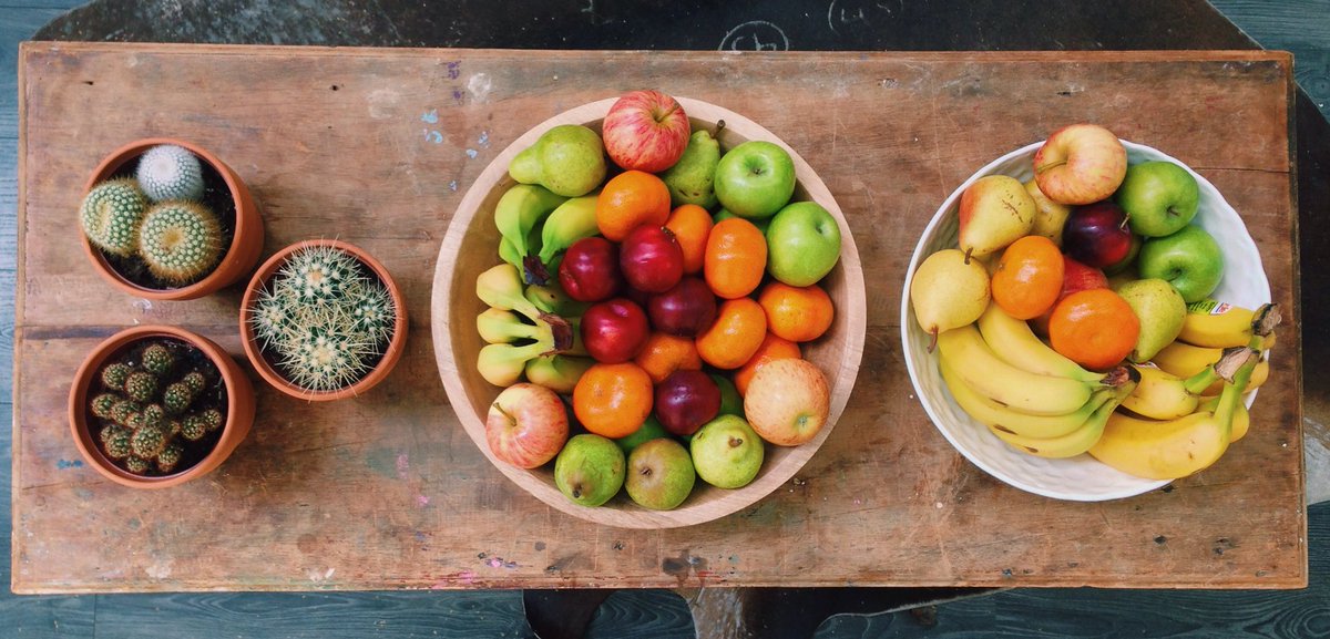 folkwithpurpose's tweet photo. Alongside the tasty dishes we're eating, we are stocked up on fruit thanks to @FRUITDROP ❤️🍏🍊🍌 https://t.co/YvnAivTCJn