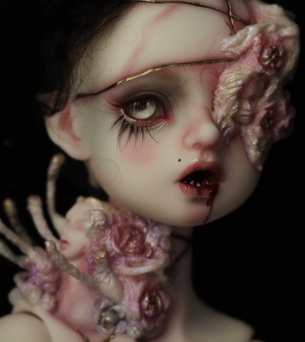 PathosTale tweet picture