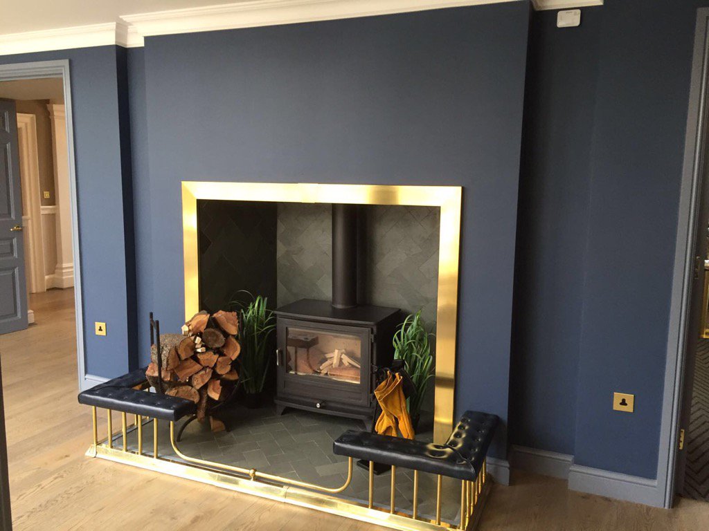 Our latest <a href="/ChesneysLtd/">Chesneys London</a> 12 series installation accompanied with a custom club fender