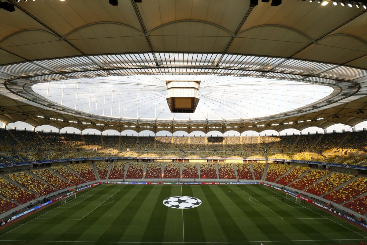 guardian_sport's tweet image. Steaua Bucharest display sabotaged by Dinamo Bucharest fans theguardian.com/football/2016/…