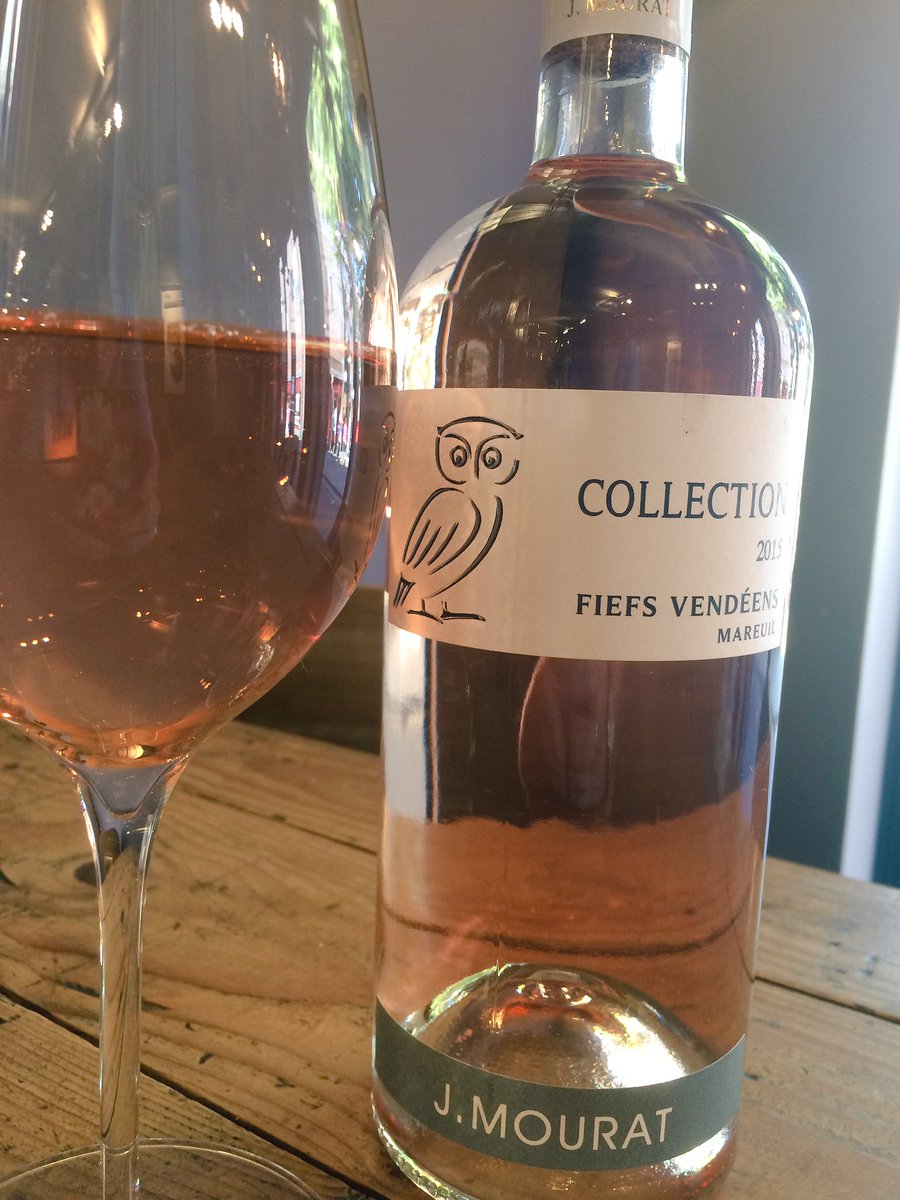 PairingsWineBar's tweet photo. Our ripe & juicy #wineoftheweek! Staying with Rose while the suns out. Come & test our staff!🍓☀️🍷 #collectionrose https://t.co/O6zU6KJuju