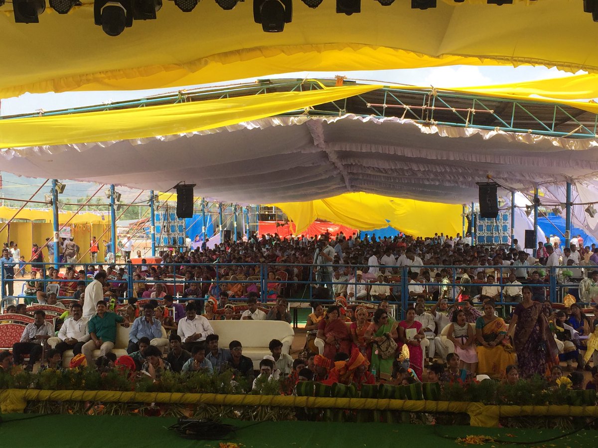 SumitaDawra's tweet photo. #Pushkarams #KrishnaRiver banks #Education #Knowledge #Skills @ap_kmission @Ganta_Srinivasa @AndhraPradeshCM https://t.co/6PbQPL9Ct4
