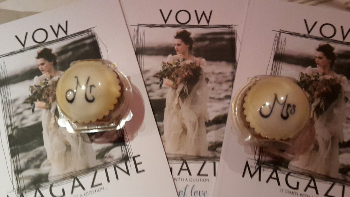 Yummy "Mr &amp; Mrs" cupcakes for the bride and groom made lovingly by <a href="/CakeBristol/">Abi</a> gift by @VowMag at <a href="/Lakefestuk/">Lakefest</a>