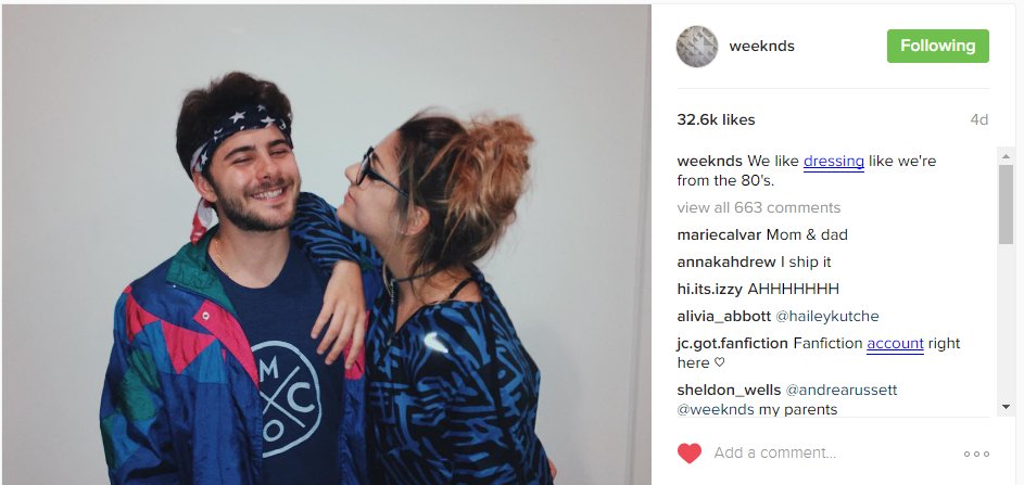 BriannaAmissi's tweet photo. Because haning out with your friend's ex is TOTALLY normal am I right? 💁
#YoutuberDrama #Domdrea #Dominic #andrea https://t.co/s3sifOoMw3