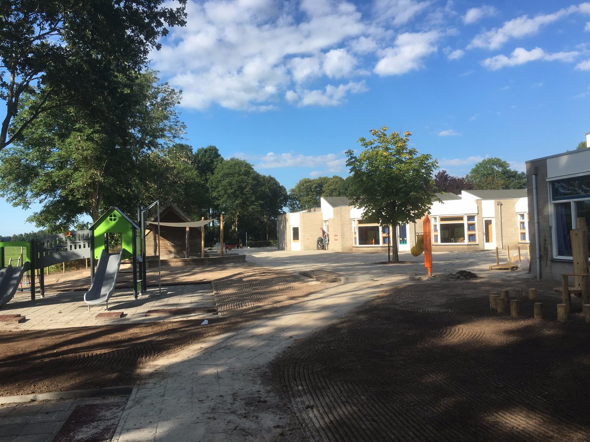 A.J. v/d Werf BV/De Roo Drente BV tweet media