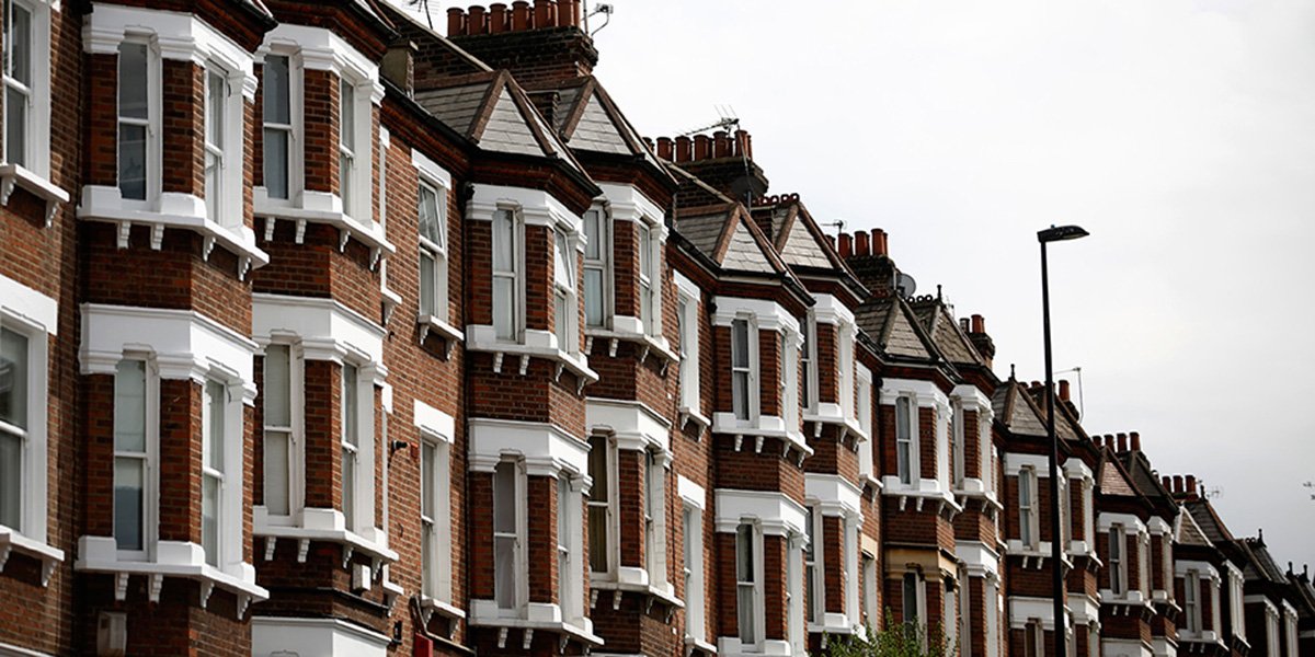 Norway’s wealth fund cuts value of British real estate after #Brexit bloom.bg/2aUtu0D