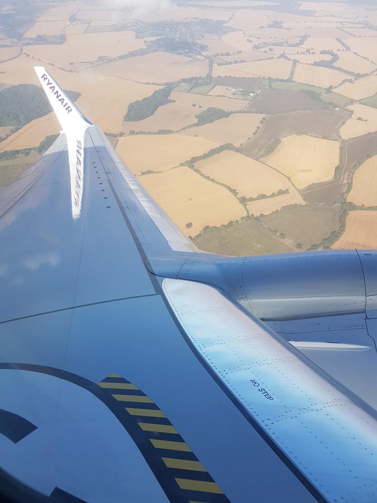 MikeyWeirdo's tweet photo. Ireland! Fields and fields and more fields https://t.co/p9x75VZeVV