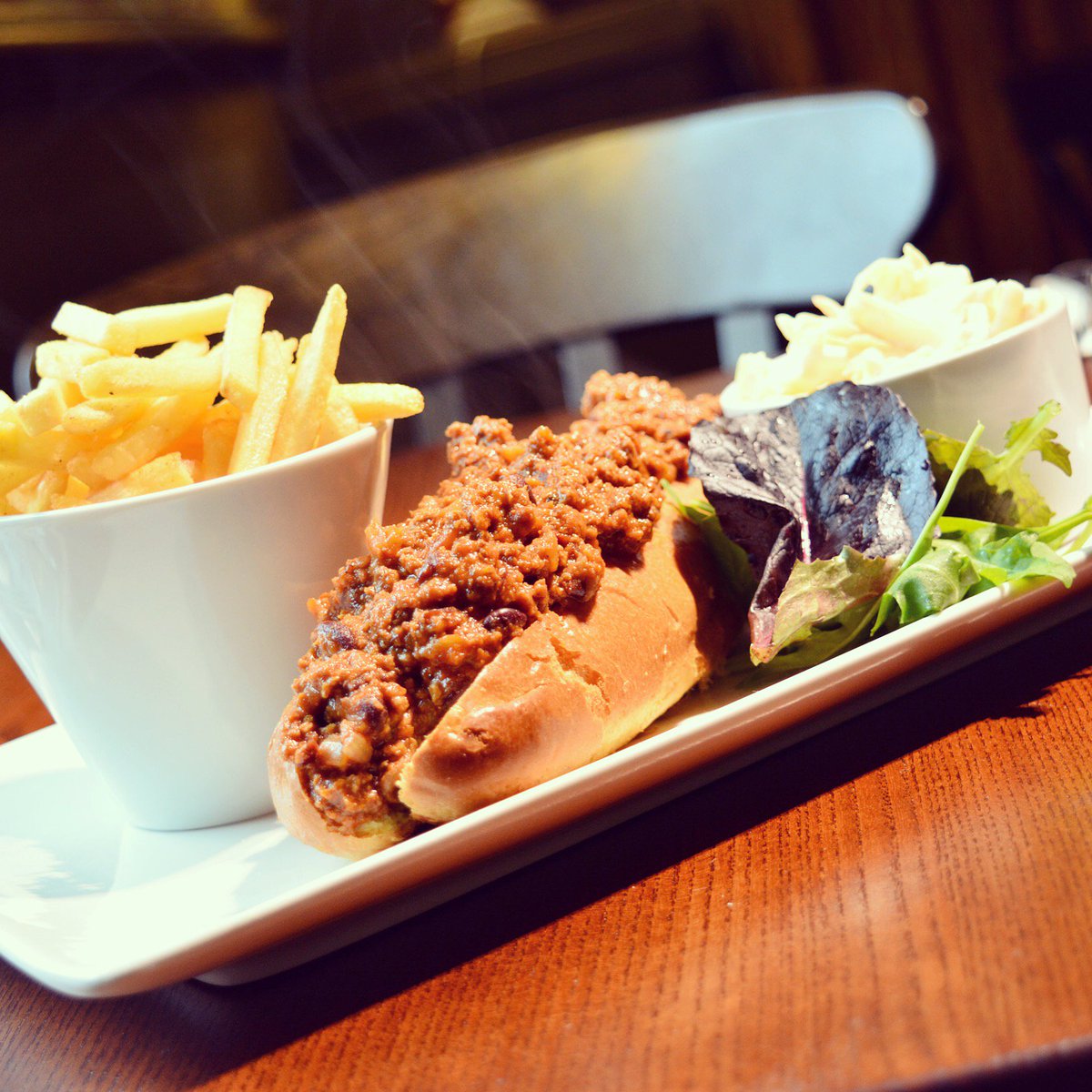 DukeofYorkInn's tweet photo. Needing some #humpdaymotivation visit us for lunch and we'll help you out! #hotdog https://t.co/hn8HuGFp3u