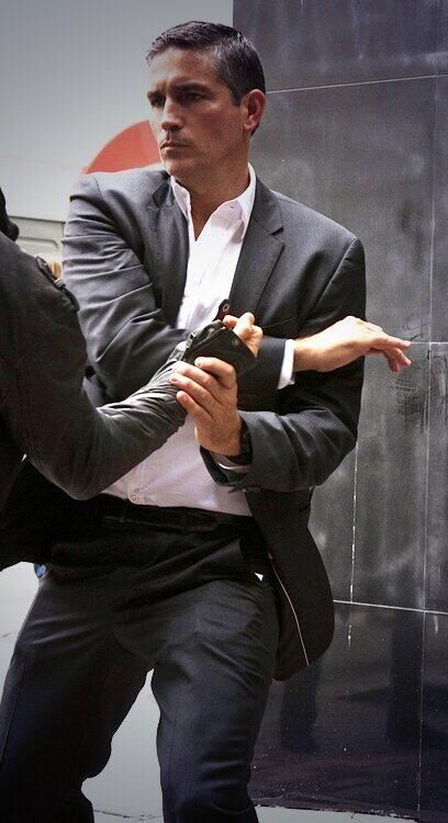 armistice7511's tweet photo. #JohnReese #ReeseLives #JimCaviezel #PersonOfInterest #BigMissing #WhenForHisComingBackPlease
#AlwaysInAction https://t.co/y231A6PI5O