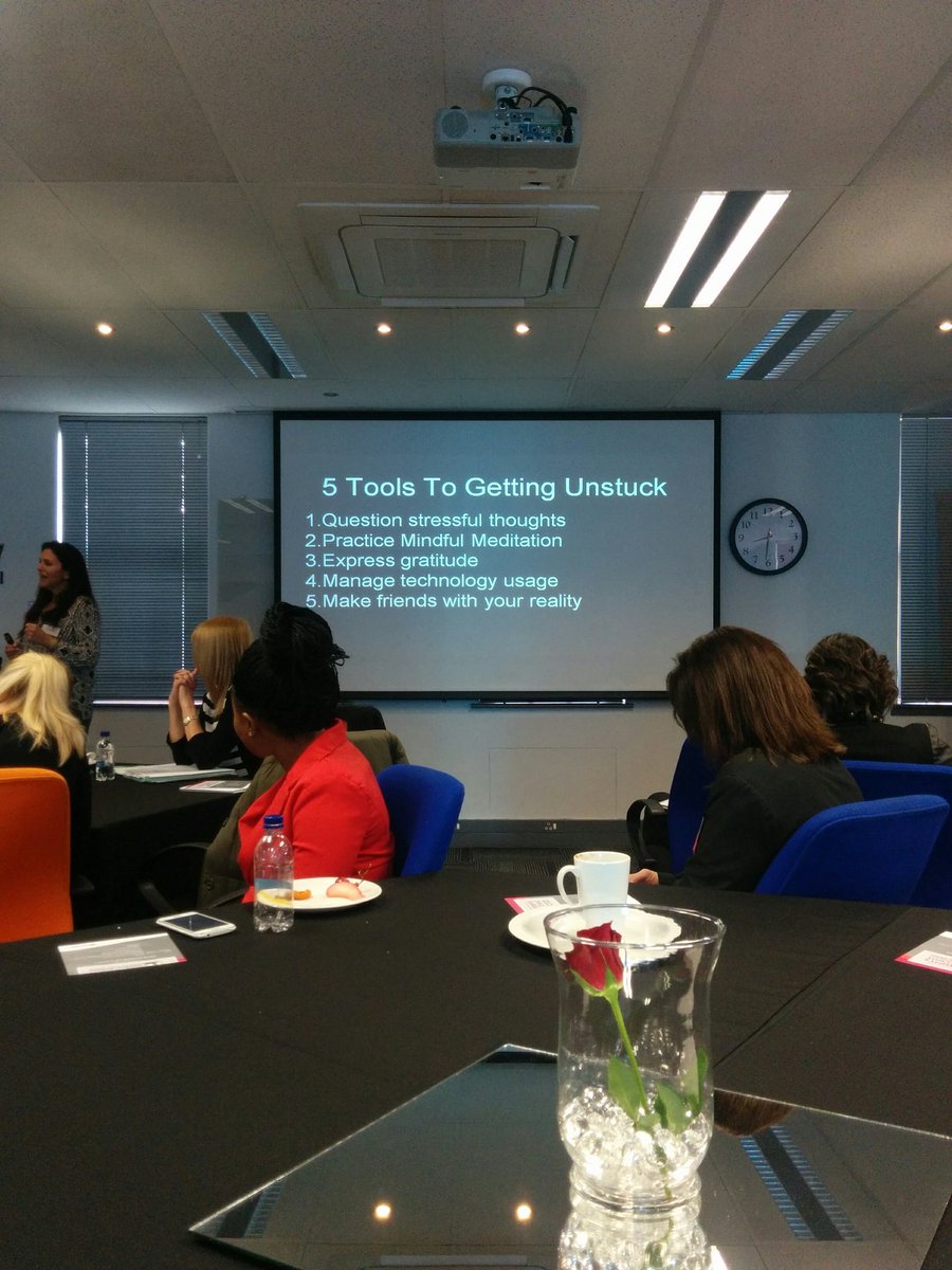 Dealmaking123's tweet photo. 5 Tools to getting unstuck by Niki Seberini #Henleydivas https://t.co/Eio3VVxDhm