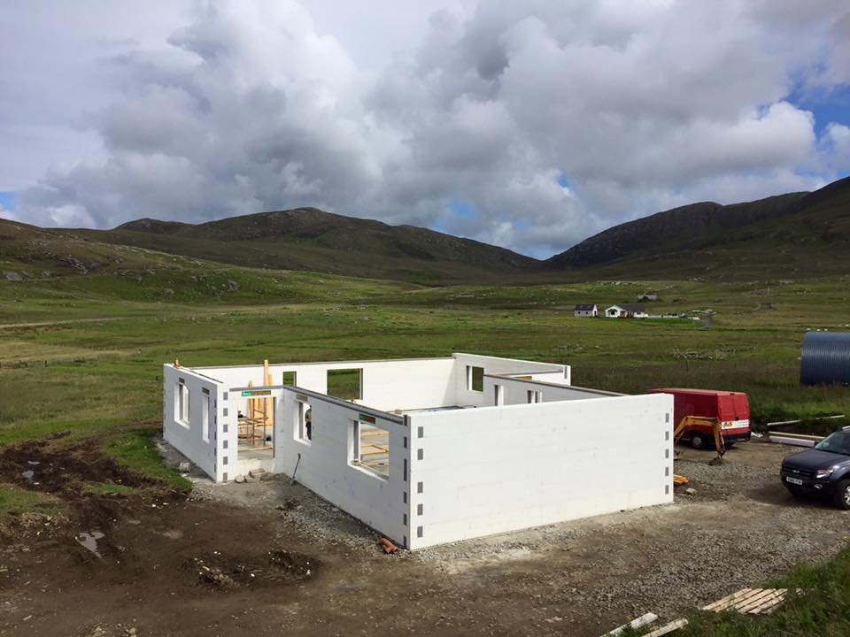 BecoWallform's tweet image. Sequence of photos from our latest #Wallform #ICF project up in the Scottish Isles #whataview