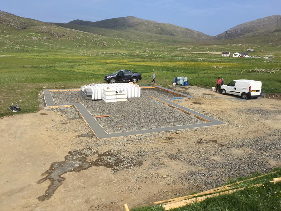 BecoWallform's tweet image. Sequence of photos from our latest #Wallform #ICF project up in the Scottish Isles #whataview