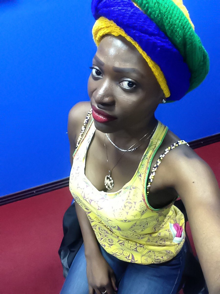 ingrid_wani's tweet photo. Uni dans la Concorde et la fraternité
Éveille toi Gabon 💚💛💙😎👌🏽 #GabomaPower https://t.co/CnMI5i0Z3i