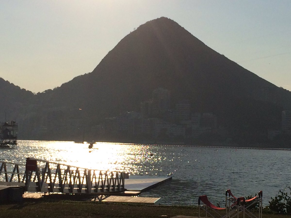 paddle_uk's tweet photo. Good morning from another stunning day at Lagoa @TeamGB @ @Rio2016_en https://t.co/0GzxcDdFQp