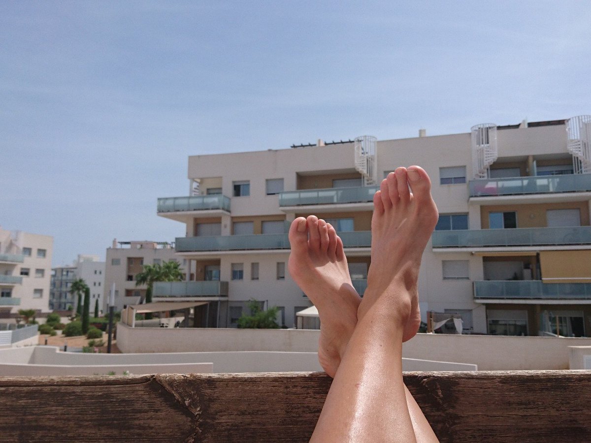 GeorgeDeAlda's tweet photo. Un poco de relax antes de la tormenta!!! https://t.co/Nkfx4Nxdkg