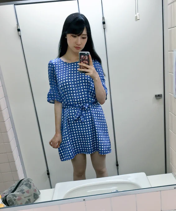 暑いし天気がよかったので勇気を出してこの夏一番夏っぽい格好をしました 落ち着かなかったので明日からはまたズボンにします 
