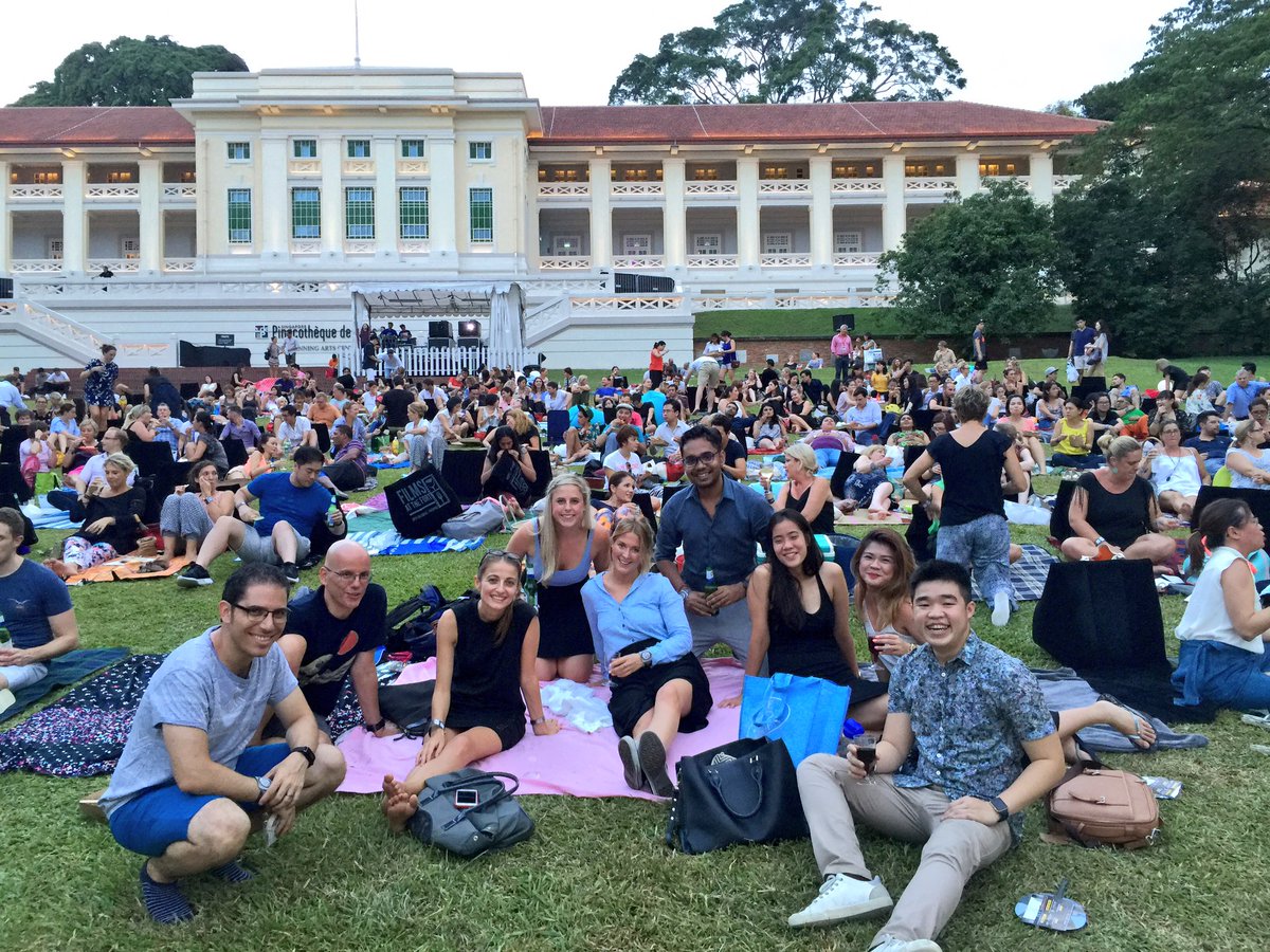 edricsbr's tweet photo. Wed night chilling with the Tweeps. #FilmsAtTheFort https://t.co/F7ZtMG6DhT
