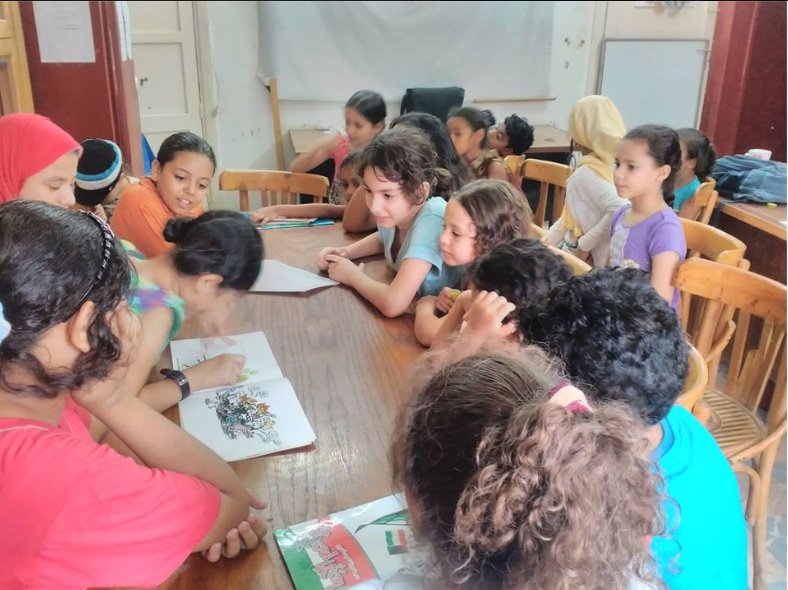 gamaleid's tweet photo. أطفال من7 ل 13 سنة، في مكتبتنا، مكتبة الكرامة العامة في طره البلد، ده جزء من شغلنا
بهجة انك تبني بكره
@elkarama2012 https://t.co/iQaBIRVKsv