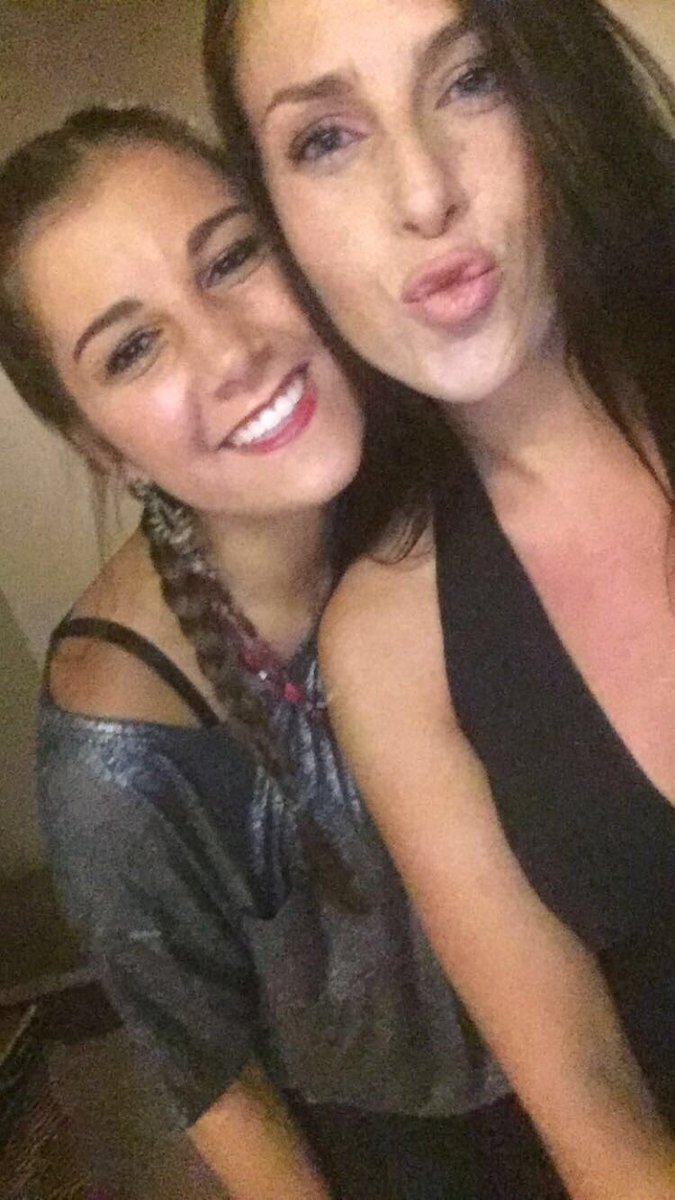 AndreaSheaO's tweet photo. HAPPY 22ND TO MY BIGGIE/BESTIE/SISTA FRIEND I LOVE U & ALL OF OUR GREAT TIMES 🎉😈 #dysfunctionalduo @KelseyJo_17 https://t.co/JCTguvpt4e