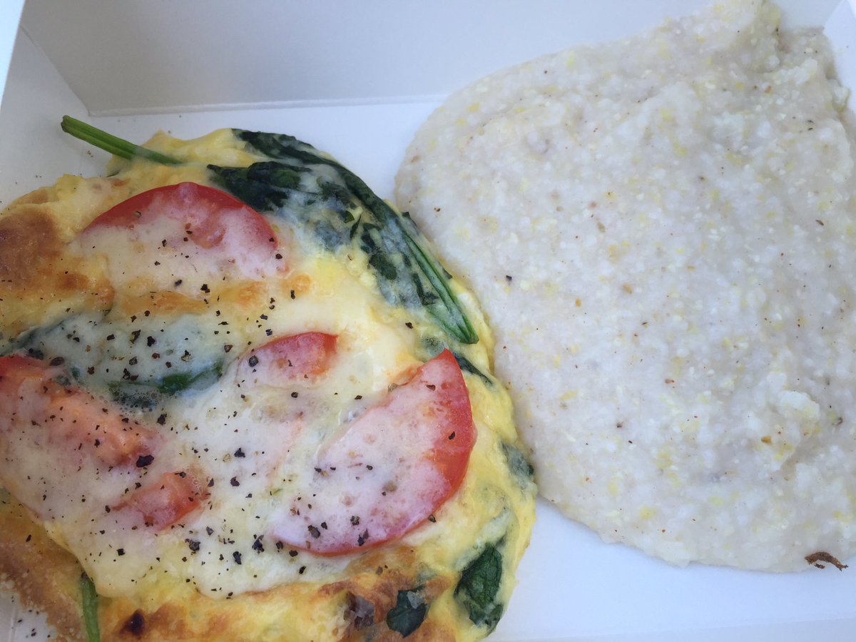 Breakfast time @ Yolk, White &amp; Associates 🍴🔥 #sotampa #tampabay #foodie