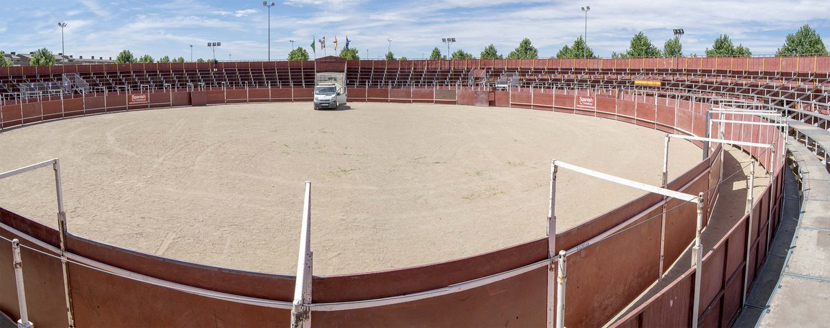 Ya está todo listo en el Parque de Ferias para que comience la diversión, pero siempre con respeto y prudencia 😉🎉