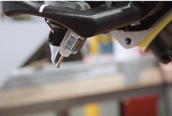 Priyoid's tweet photo. @makerbot 3D Yazıcının Geliştirilmesiyle Bir Dövme Robotu Tasarlandı! #makerbot #tattoo #art #3dprinting #dövme https://t.co/4TwUATvK8P
