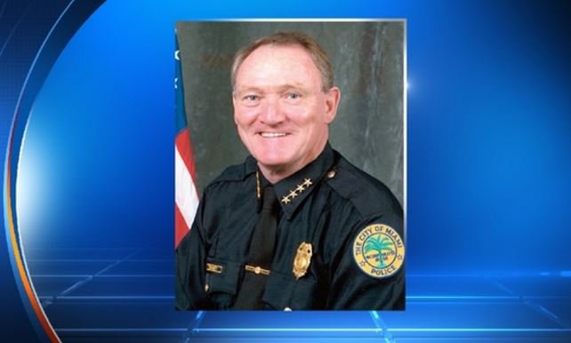 Former #Miami Police Chief John Timoney loses battle with cancer.  bit.ly/2bGNe96 https://t.co/cJg7oHtilP