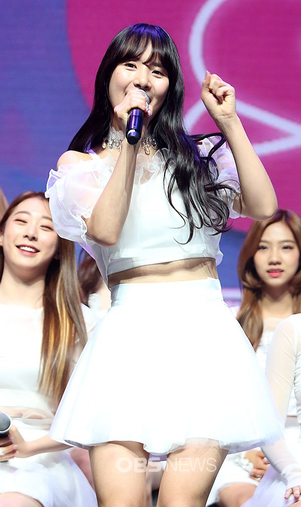 CqEHsobUsAAStc_.jpg:large