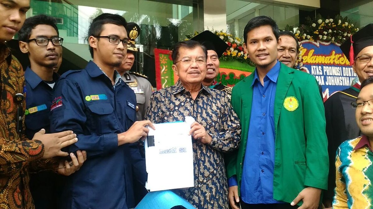 Aku sampaikan pd wakilnya,tau  celetukannya?"tebel bgt sih, g bisa d ringkas?" #KabinetGagal #IndonesiaBukanMainan