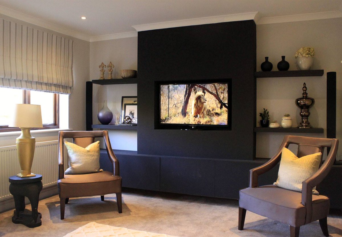 BNIEaglesuk1's tweet image. Duriya Bhaiji of DB Interior Studio specialises in bespoke tailored interiors for show house,private residences