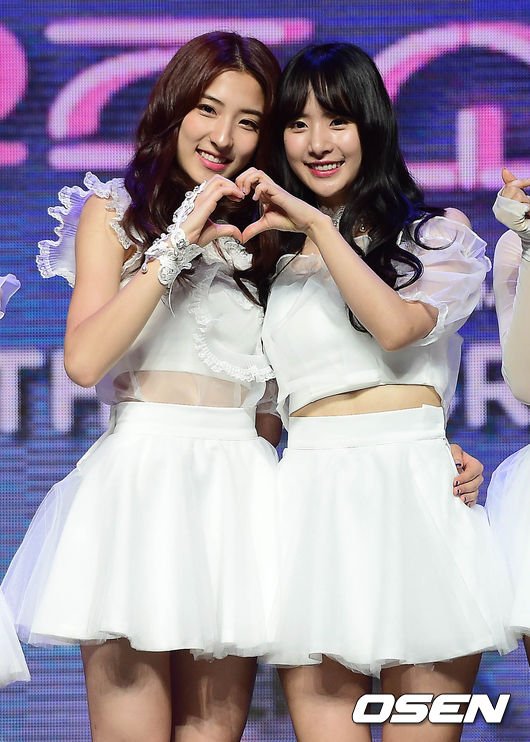 CqEKyPaUAAAucmq.jpg:large